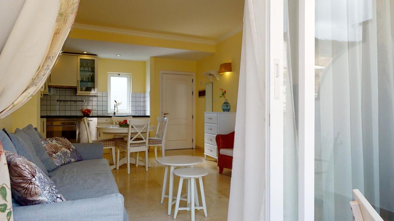 Schoene Wohnung Direkt Am Meer Mit Meerblick, Wlan ปวยร์โต เด มอแกน ภายนอก รูปภาพ